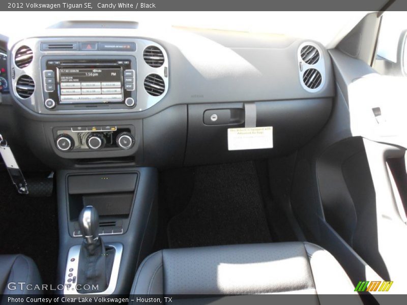 Candy White / Black 2012 Volkswagen Tiguan SE