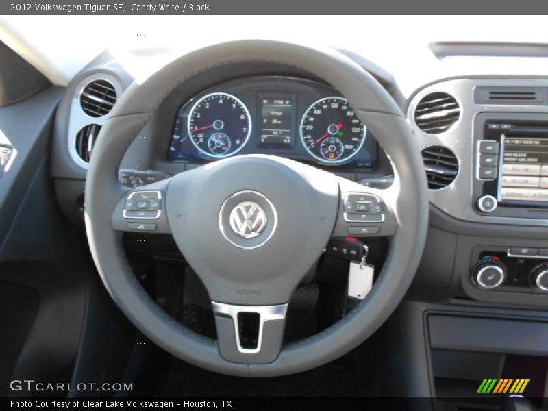 Candy White / Black 2012 Volkswagen Tiguan SE