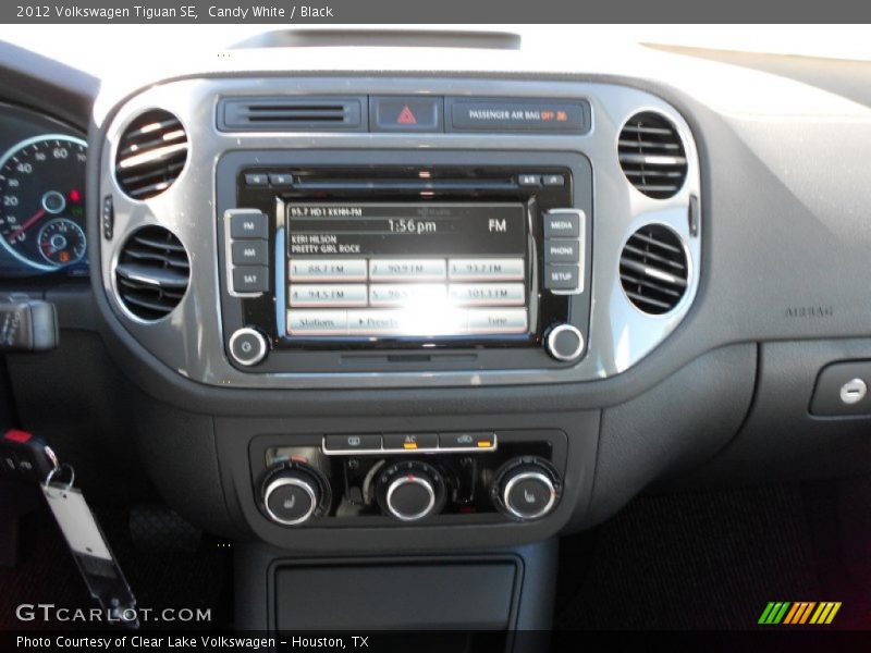 Candy White / Black 2012 Volkswagen Tiguan SE