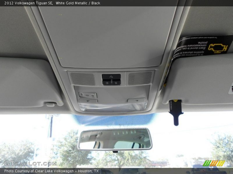 White Gold Metallic / Black 2012 Volkswagen Tiguan SE
