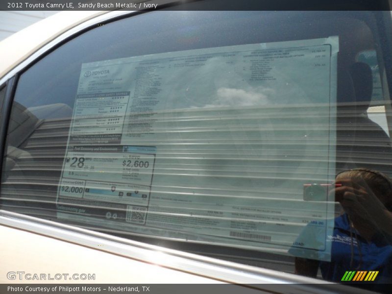 Sandy Beach Metallic / Ivory 2012 Toyota Camry LE