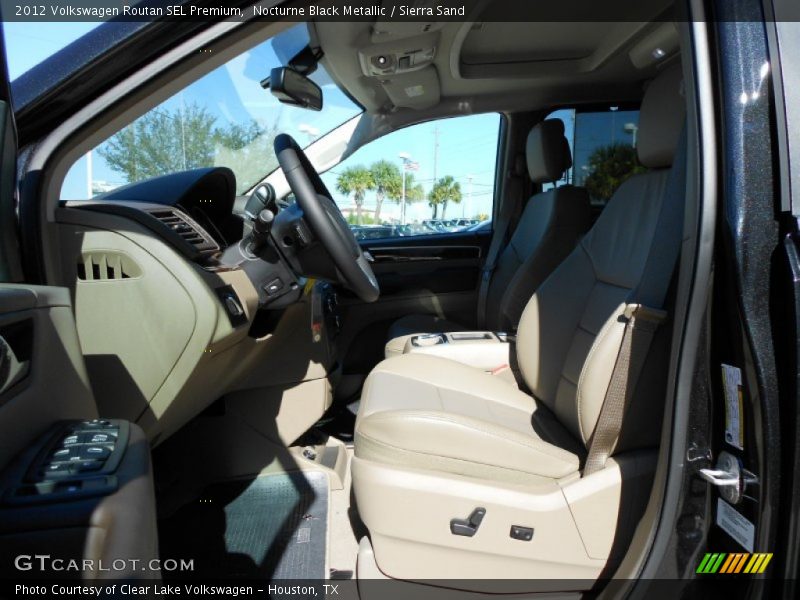 Nocturne Black Metallic / Sierra Sand 2012 Volkswagen Routan SEL Premium