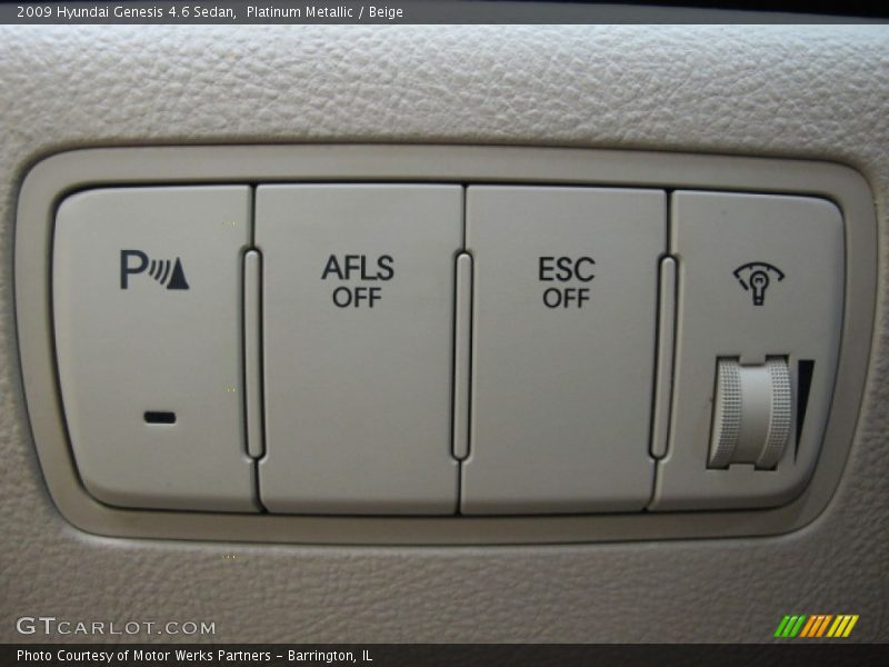 Platinum Metallic / Beige 2009 Hyundai Genesis 4.6 Sedan