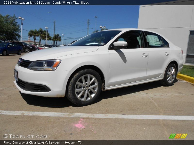 Candy White / Titan Black 2012 Volkswagen Jetta SE Sedan
