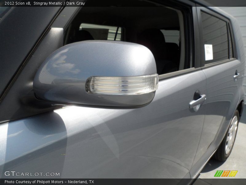 Stingray Metallic / Dark Gray 2012 Scion xB