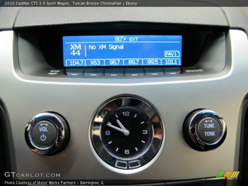 Controls of 2010 CTS 3.6 Sport Wagon