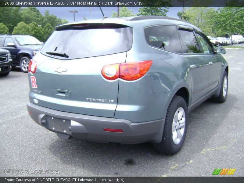 Silver Moss Metallic / Dark Gray/Light Gray 2009 Chevrolet Traverse LS AWD