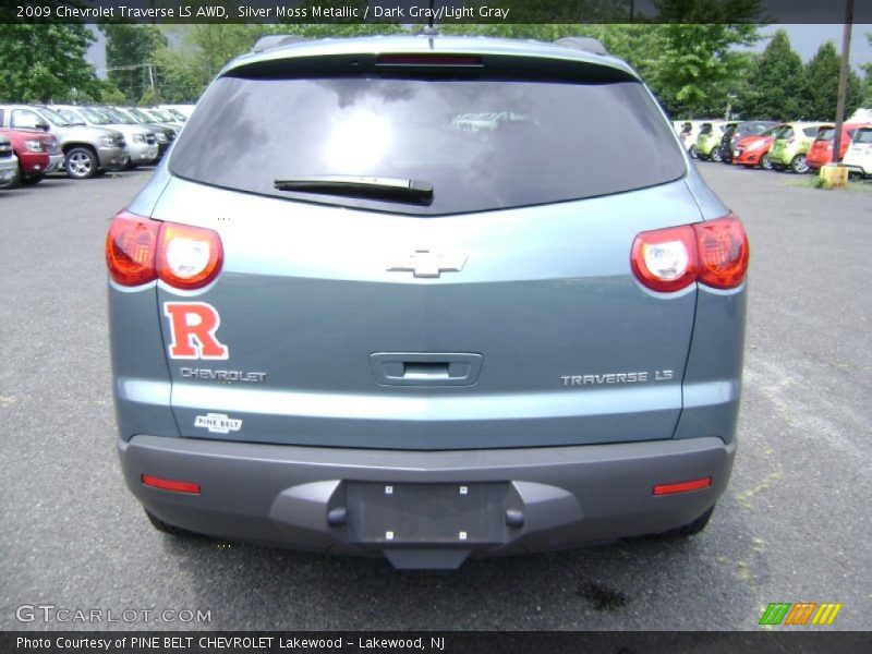 Silver Moss Metallic / Dark Gray/Light Gray 2009 Chevrolet Traverse LS AWD
