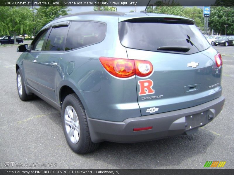 Silver Moss Metallic / Dark Gray/Light Gray 2009 Chevrolet Traverse LS AWD