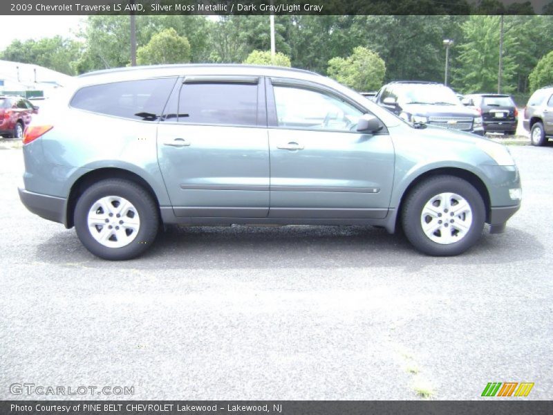 Silver Moss Metallic / Dark Gray/Light Gray 2009 Chevrolet Traverse LS AWD