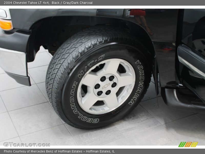 Black / Gray/Dark Charcoal 2004 Chevrolet Tahoe LT 4x4