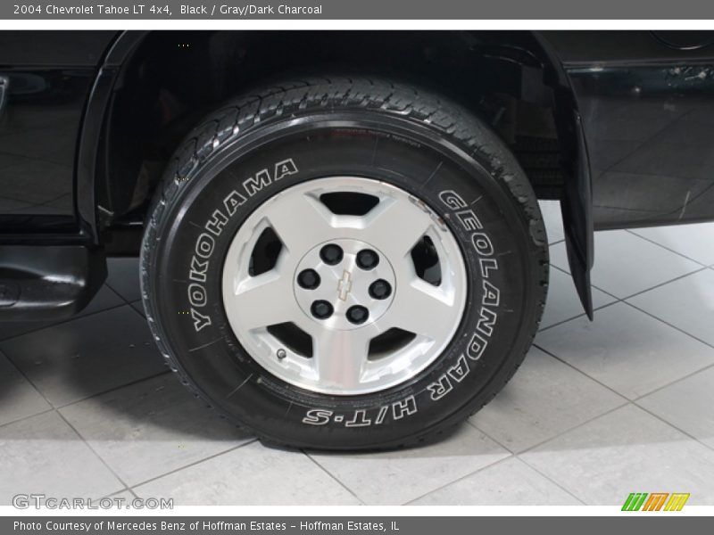 Black / Gray/Dark Charcoal 2004 Chevrolet Tahoe LT 4x4