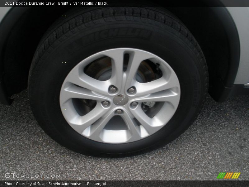 Bright Silver Metallic / Black 2011 Dodge Durango Crew