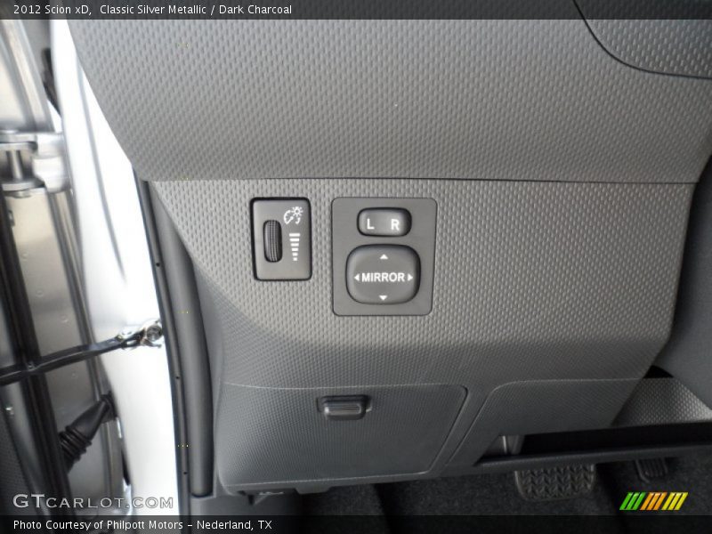 Classic Silver Metallic / Dark Charcoal 2012 Scion xD
