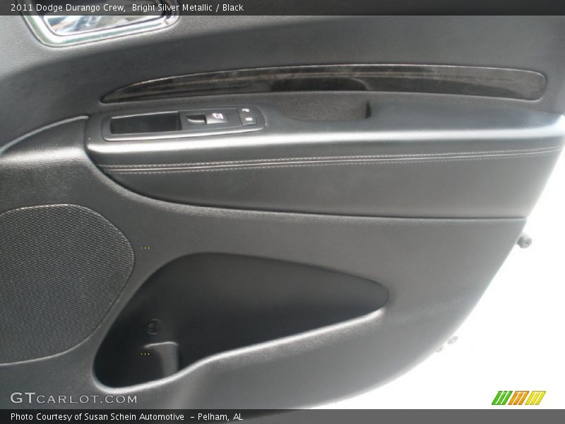 Bright Silver Metallic / Black 2011 Dodge Durango Crew