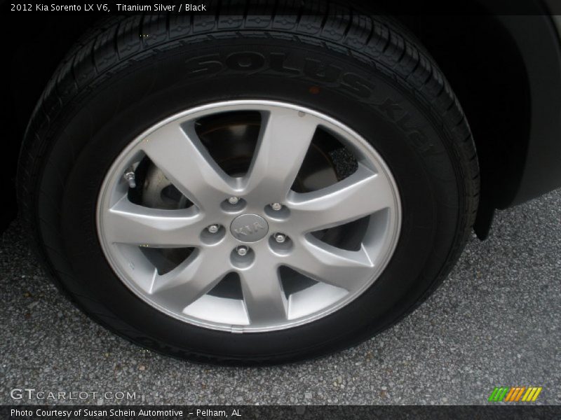 Titanium Silver / Black 2012 Kia Sorento LX V6