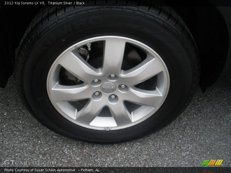 Titanium Silver / Black 2012 Kia Sorento LX V6