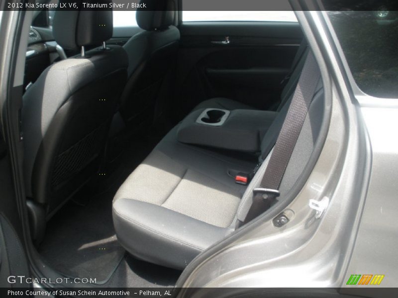 Titanium Silver / Black 2012 Kia Sorento LX V6