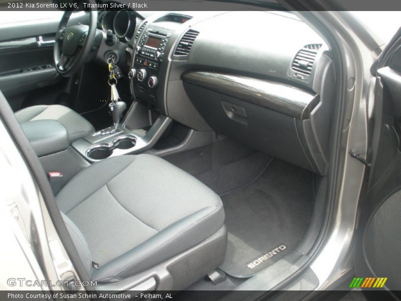 Titanium Silver / Black 2012 Kia Sorento LX V6