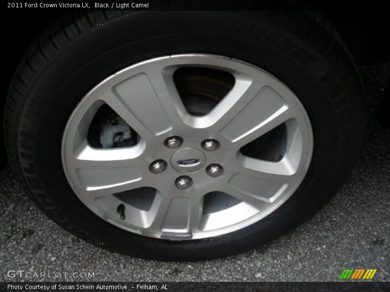 Black / Light Camel 2011 Ford Crown Victoria LX