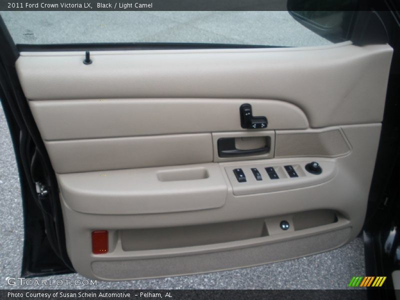 Black / Light Camel 2011 Ford Crown Victoria LX