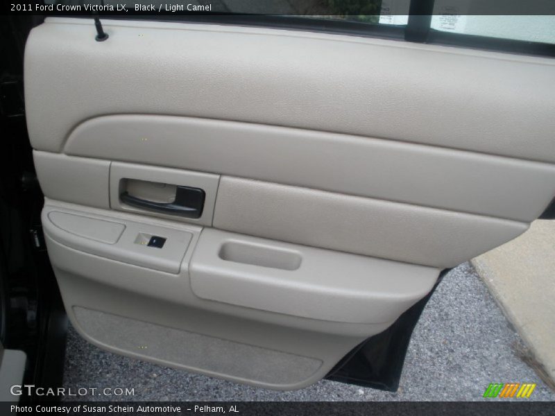 Black / Light Camel 2011 Ford Crown Victoria LX