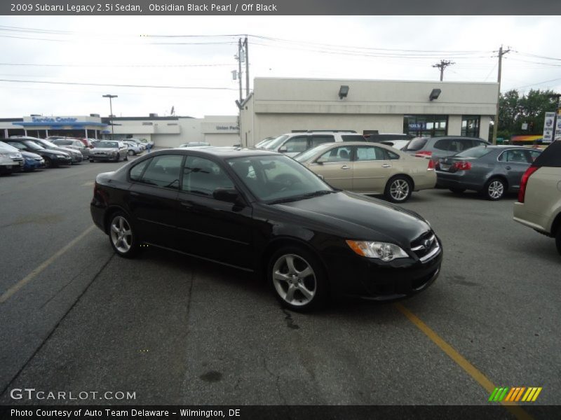 Obsidian Black Pearl / Off Black 2009 Subaru Legacy 2.5i Sedan
