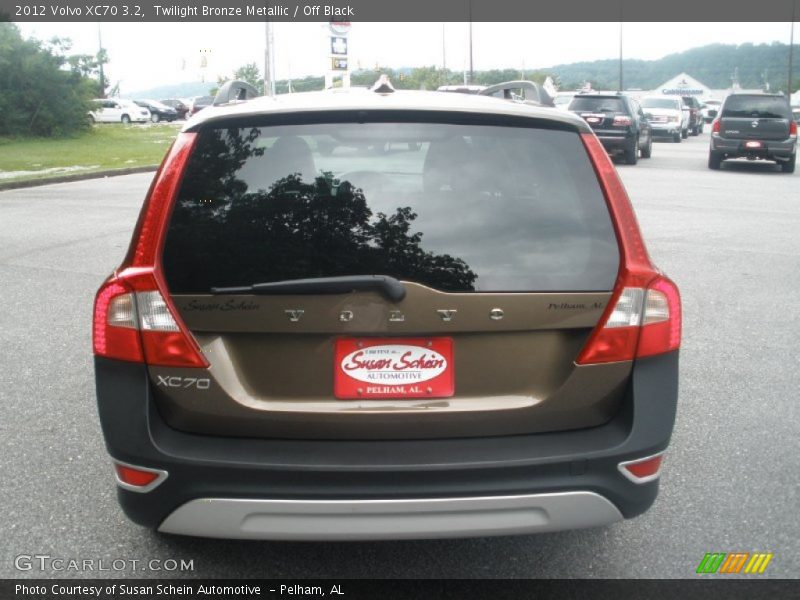 Twilight Bronze Metallic / Off Black 2012 Volvo XC70 3.2