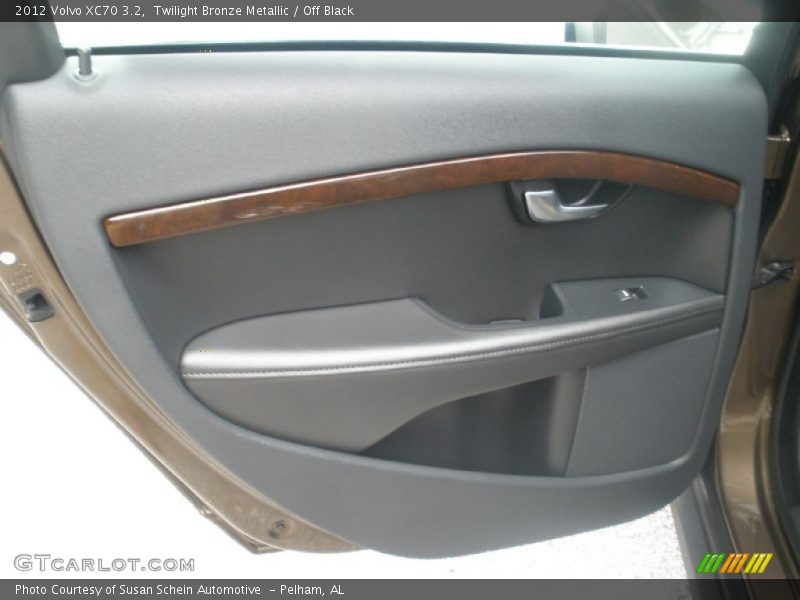 Door Panel of 2012 XC70 3.2