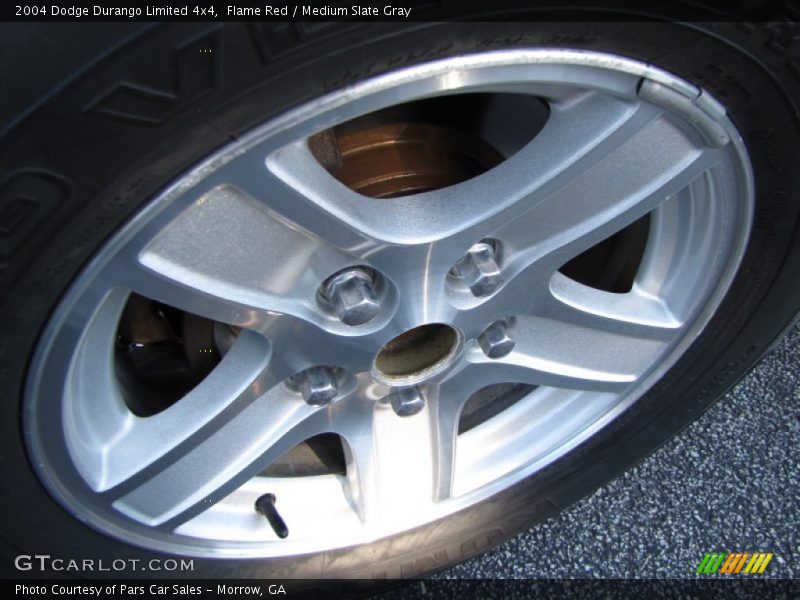  2004 Durango Limited 4x4 Wheel