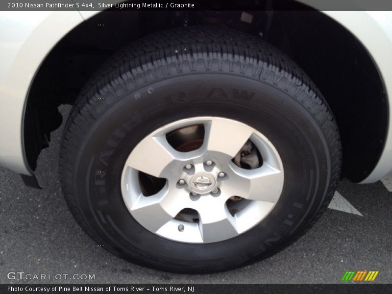 Silver Lightning Metallic / Graphite 2010 Nissan Pathfinder S 4x4