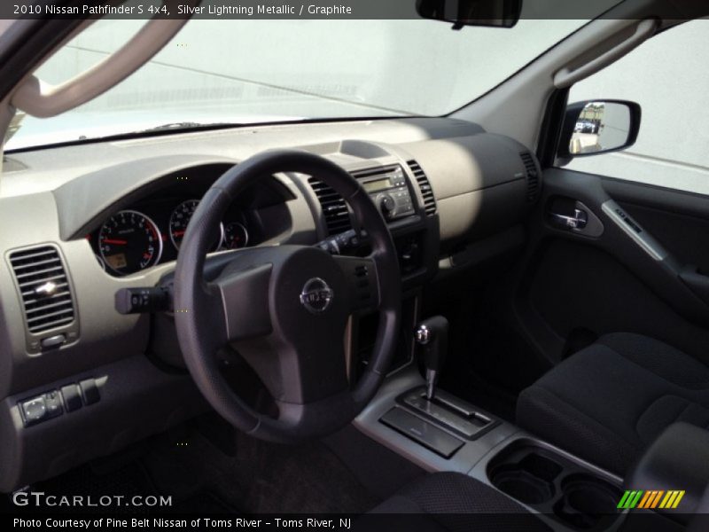 Silver Lightning Metallic / Graphite 2010 Nissan Pathfinder S 4x4