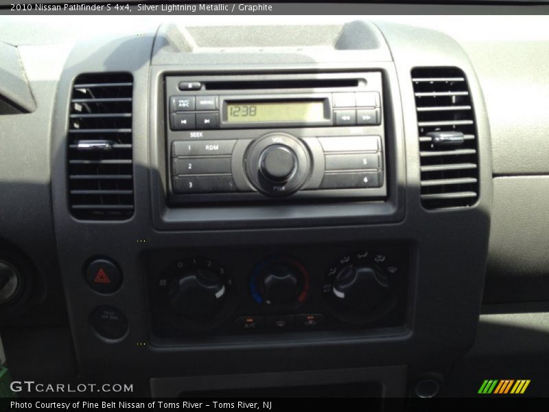 Silver Lightning Metallic / Graphite 2010 Nissan Pathfinder S 4x4