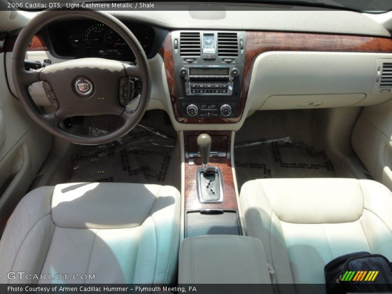 Dashboard of 2006 DTS 