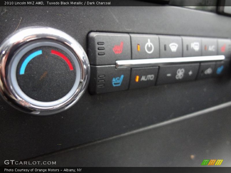 Tuxedo Black Metallic / Dark Charcoal 2010 Lincoln MKZ AWD