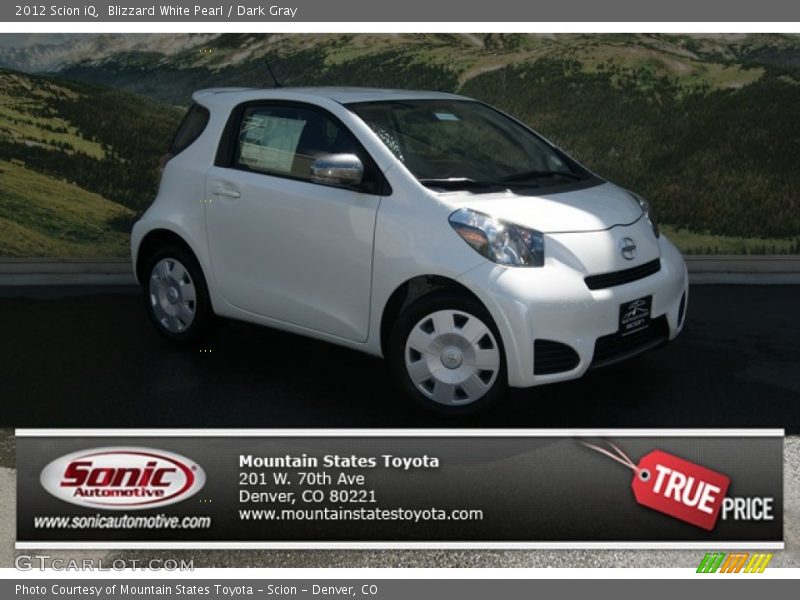 Blizzard White Pearl / Dark Gray 2012 Scion iQ