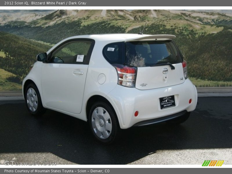 Blizzard White Pearl / Dark Gray 2012 Scion iQ