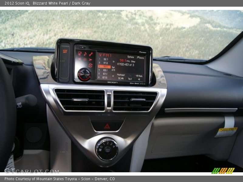 Blizzard White Pearl / Dark Gray 2012 Scion iQ