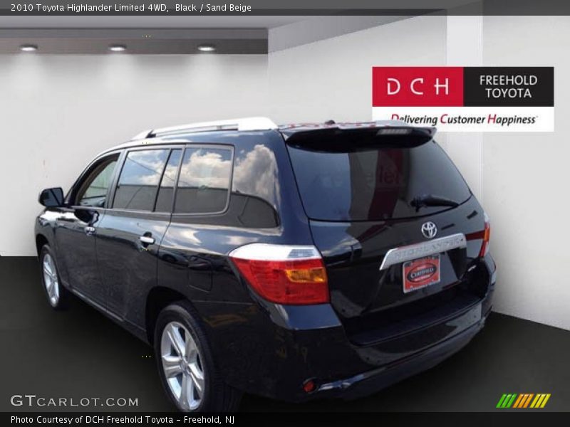 Black / Sand Beige 2010 Toyota Highlander Limited 4WD