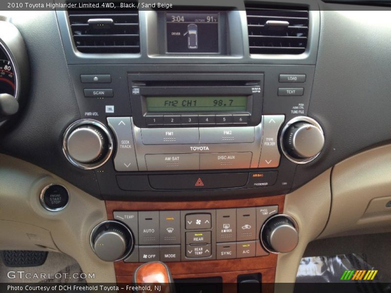 Black / Sand Beige 2010 Toyota Highlander Limited 4WD