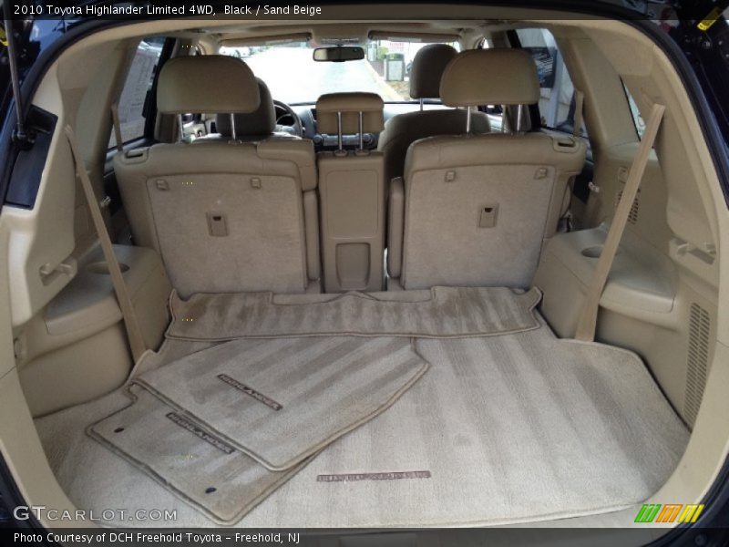 Black / Sand Beige 2010 Toyota Highlander Limited 4WD