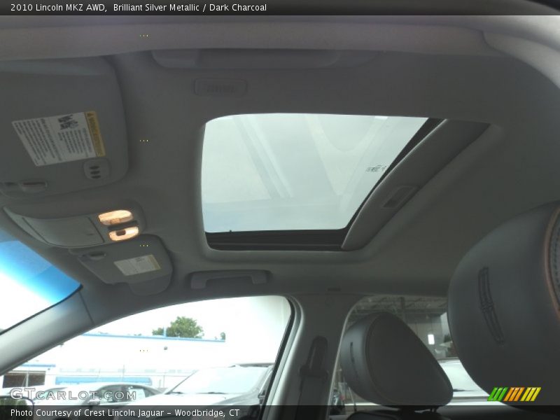 Sunroof of 2010 MKZ AWD