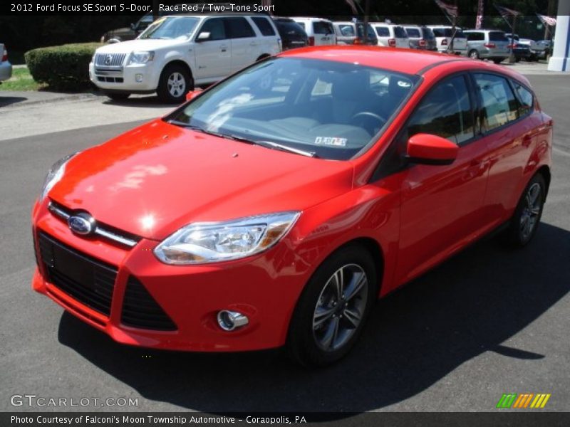 Race Red / Two-Tone Sport 2012 Ford Focus SE Sport 5-Door