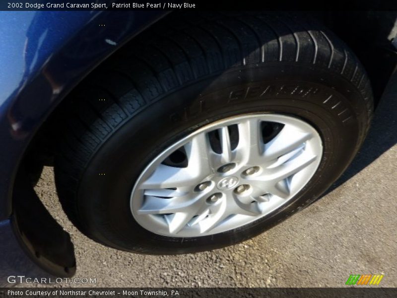 Patriot Blue Pearl / Navy Blue 2002 Dodge Grand Caravan Sport