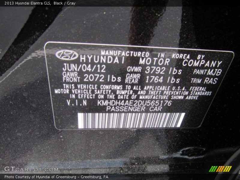 Black / Gray 2013 Hyundai Elantra GLS
