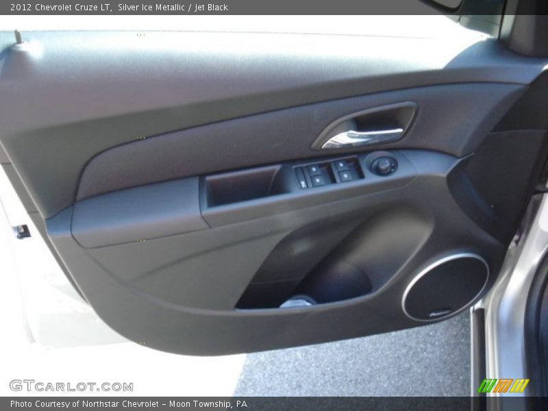 Silver Ice Metallic / Jet Black 2012 Chevrolet Cruze LT