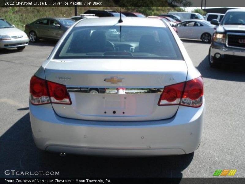 Silver Ice Metallic / Jet Black 2012 Chevrolet Cruze LT