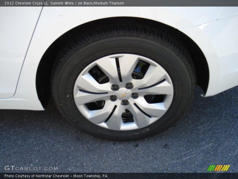 Summit White / Jet Black/Medium Titanium 2012 Chevrolet Cruze LS