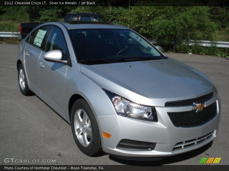 Silver Ice Metallic / Jet Black 2012 Chevrolet Cruze LT