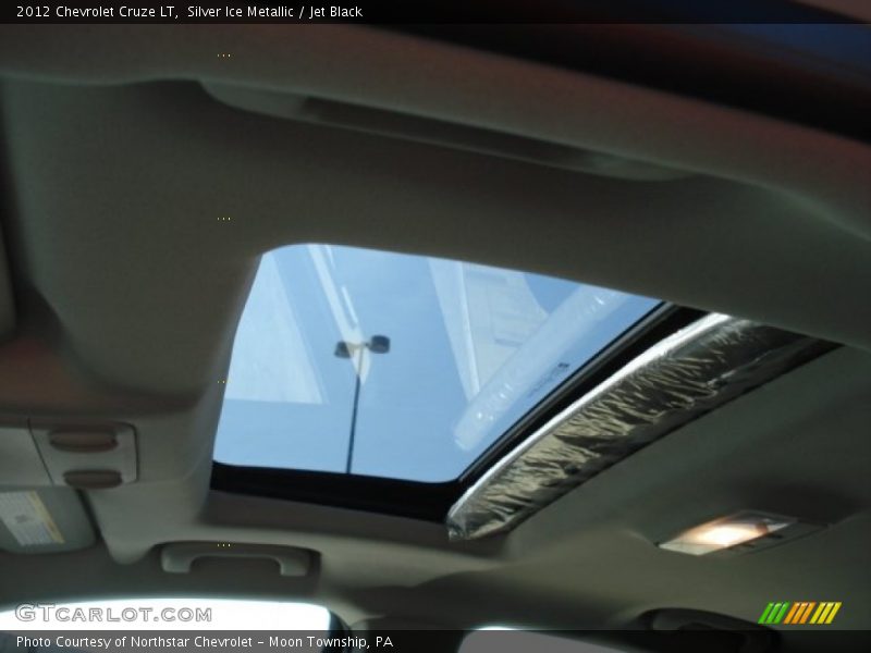 Silver Ice Metallic / Jet Black 2012 Chevrolet Cruze LT